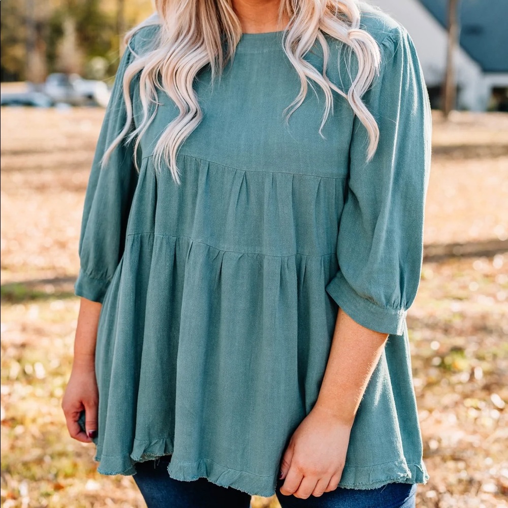 NWOT Chic Soul Concert Date Night Top, Lagoon